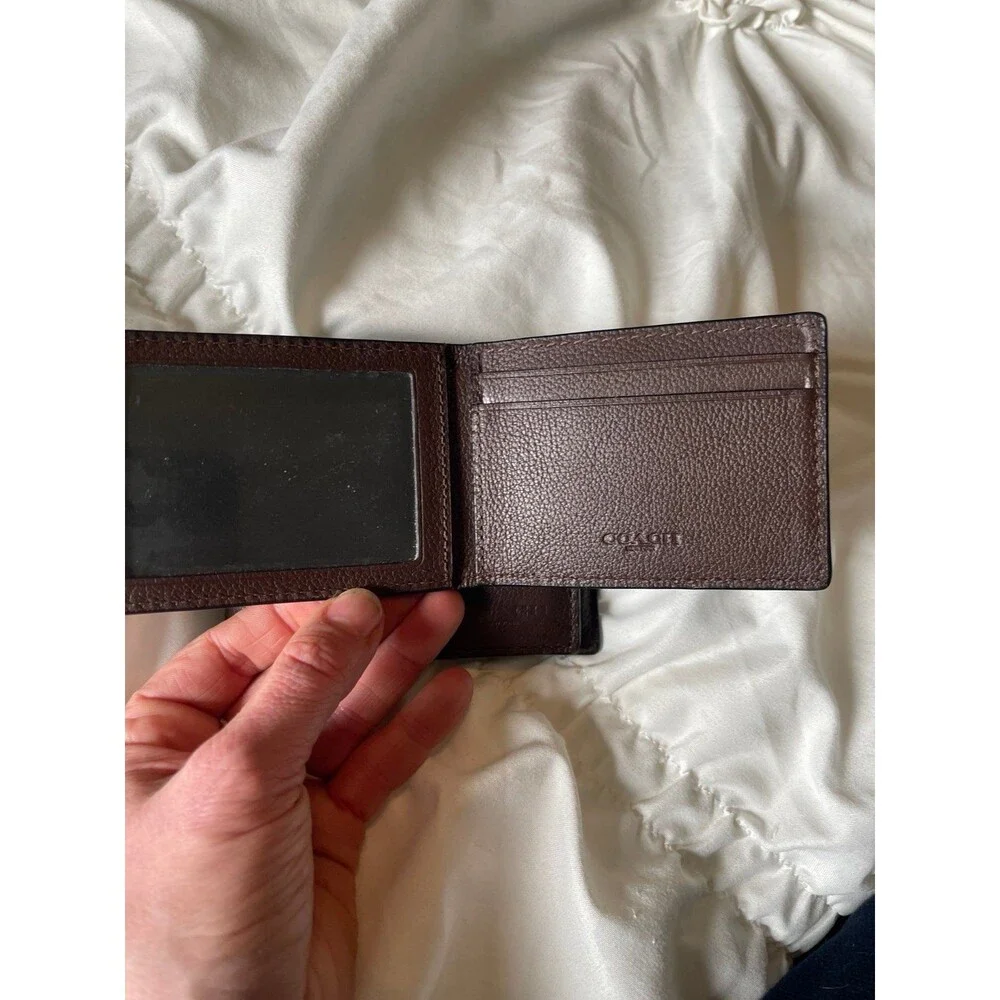 Coach Men's 3-in-1 Leather Billfold Wallet with Removable ID/Card insert